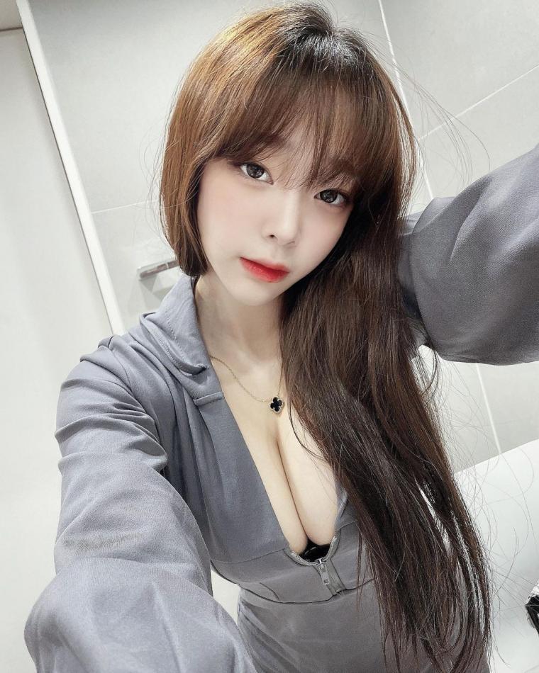 강인경